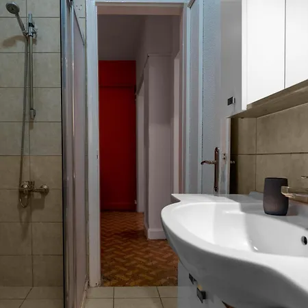 Stylish And Central 2br Flat In The Heart Of Sisli شقة *