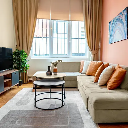 شقة Stylish And Central 2br Flat In The Heart Of Sisli *
